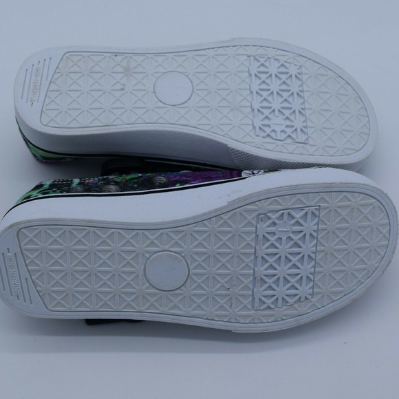 Monster Jam Boys Grave Digger Canvas Sneakers New - Picture 5 of 5